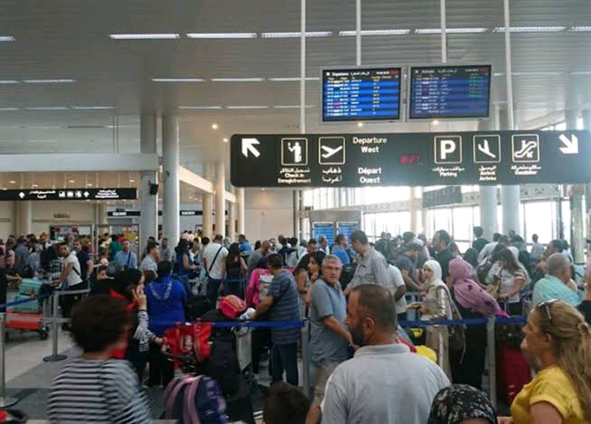 Les compagnies aériennes arrêtent les vols du Moyen-Orient après que Israël a attaqué l'Iran