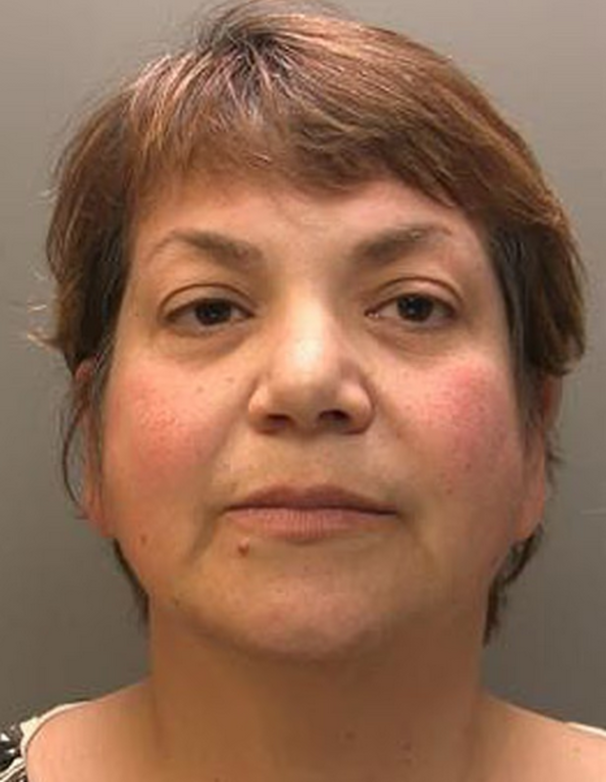 Royaume-Uni: NHS Doctor Who Faked Degré pendant 20 ans condamné à payer 400 000 £