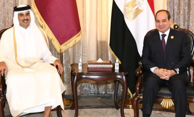 Sisi loue la réponse du Qatar à l'attaque iranienne lors d'un appel téléphonique avec Emir Tamim bin Hamed Al Thani