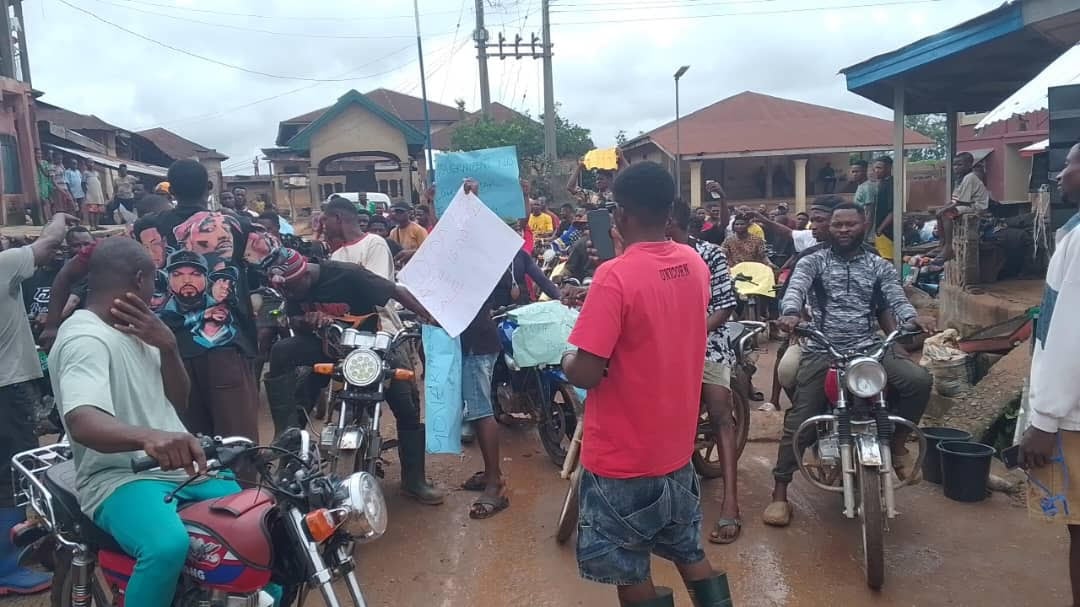 Cross River: Femmes, les jeunes menacent de protester contre la privatisation prévue du domaine du cacao