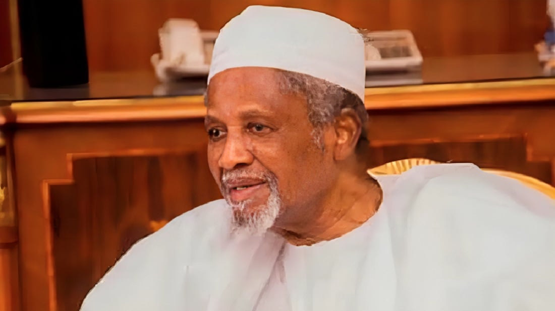 Délégation de FG, Dangote, d'autres assistent à l'enterrement de Dantata en Arabie saoudite