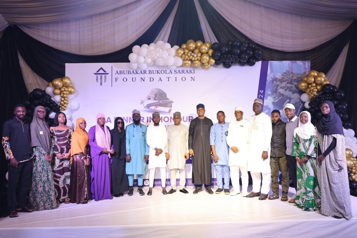 La Fondation Saraki célèbre les nouveaux avocats de Kwara, récompense l'excellence