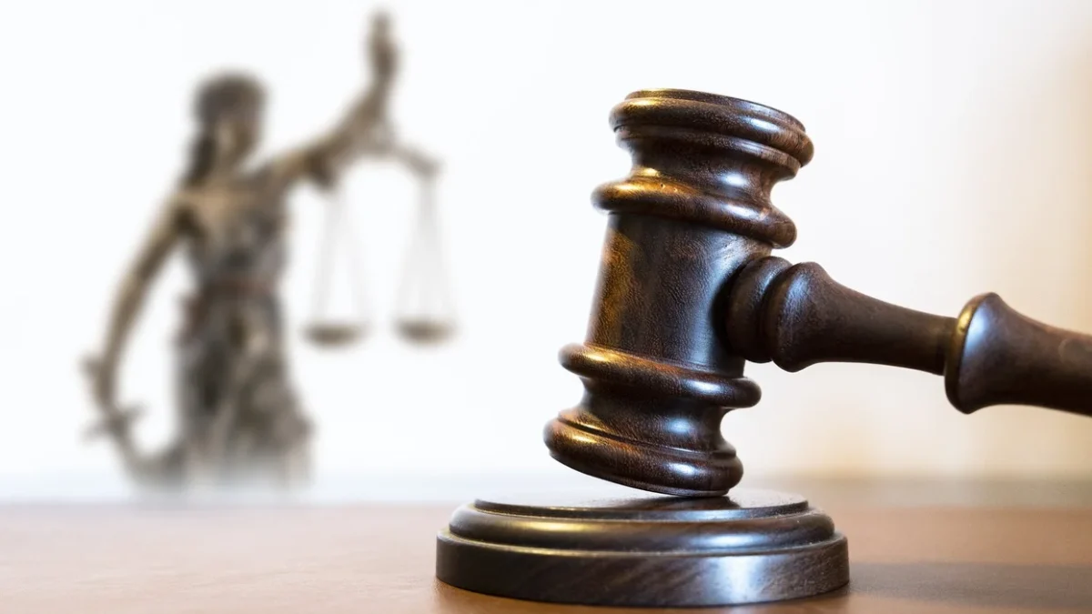 Le tribunal approuve la demande de Bello de voyager à l'étranger pour les médecins