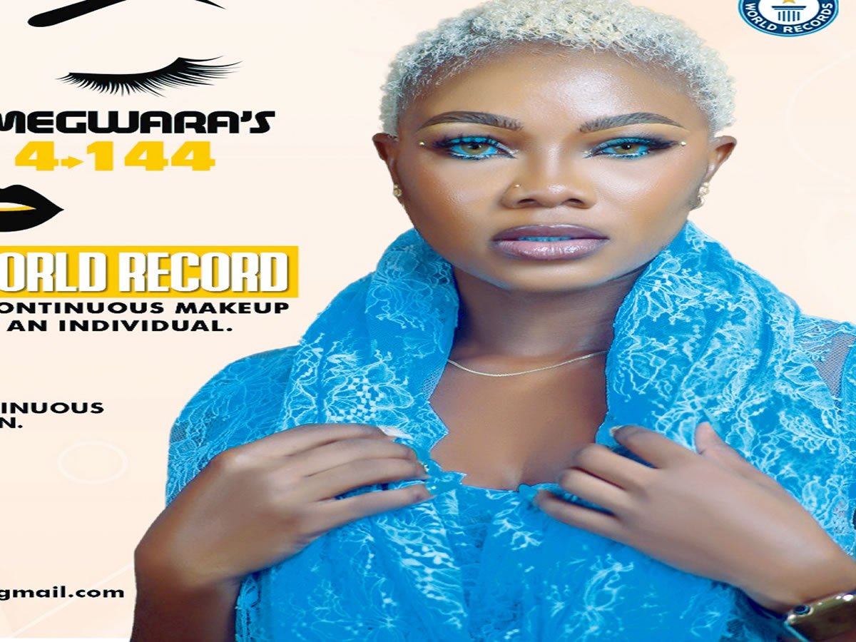 Theresa Emegwara s'est déroulée pour briser Guinness World Record pour la plus longue application de maquillage