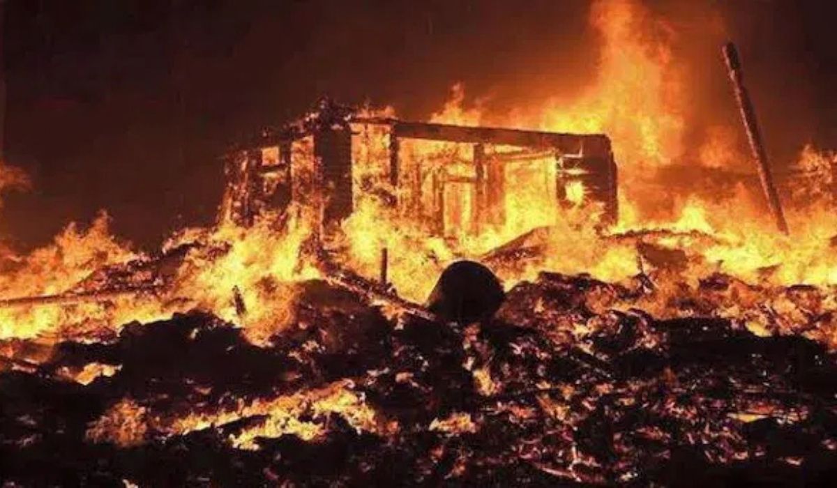 Fire Fire razes 15 houses in Cross River