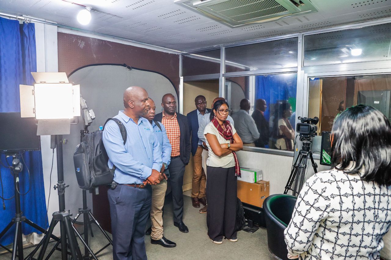 Les experts de la SADC remettent, inspectez les performances de l'équipement météorologique à TMA