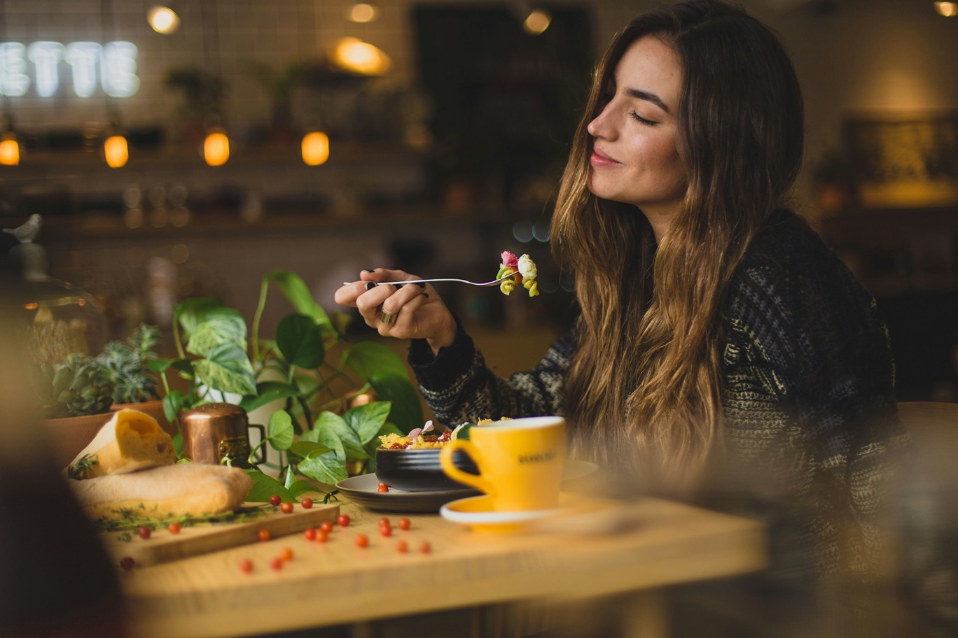 6 Raisons verser lesquelles Dîner Tôt est Mieux