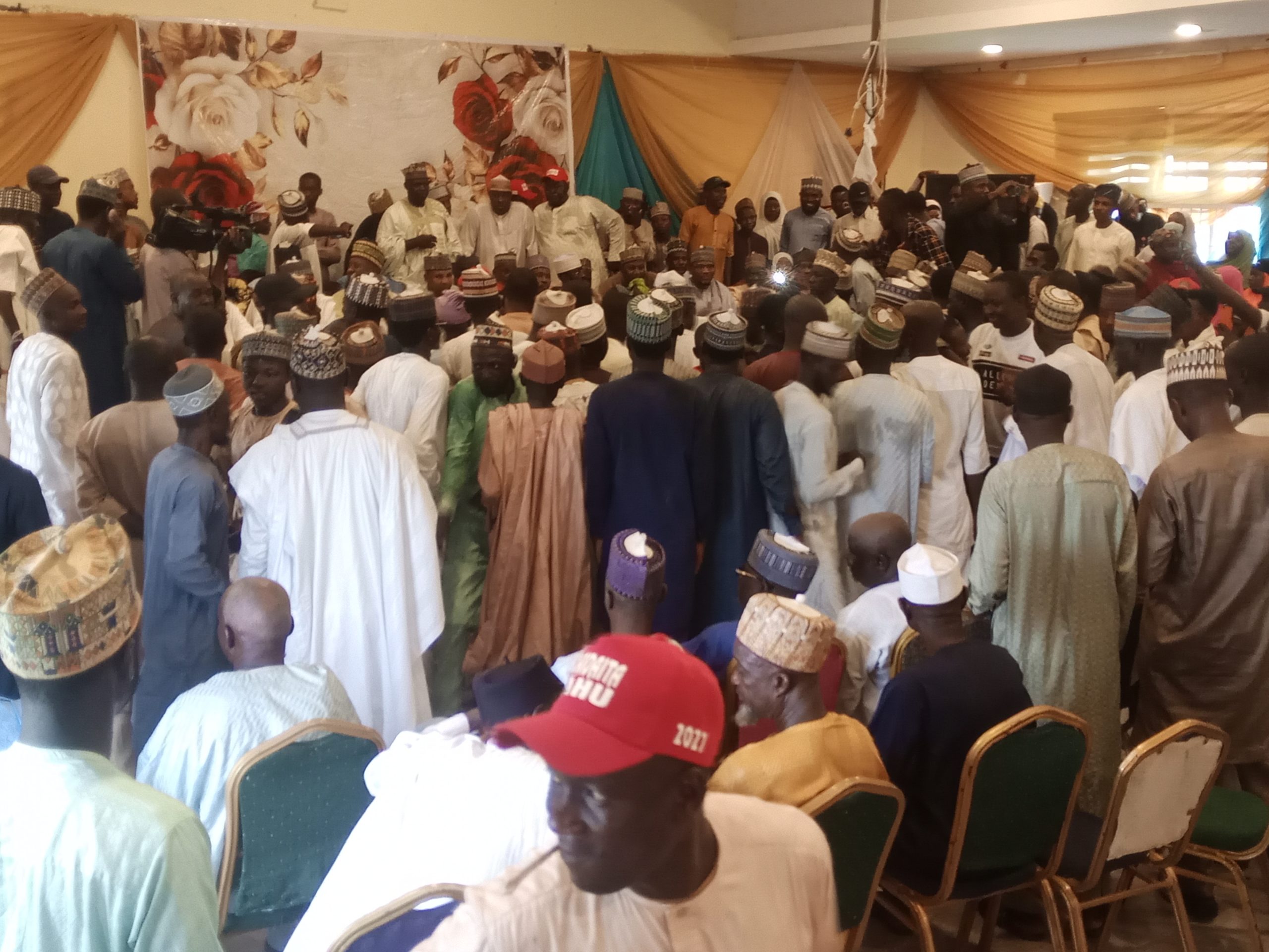 Anciens conseillers à Anka, d'autres soutiennent la direction de Zamfara APC