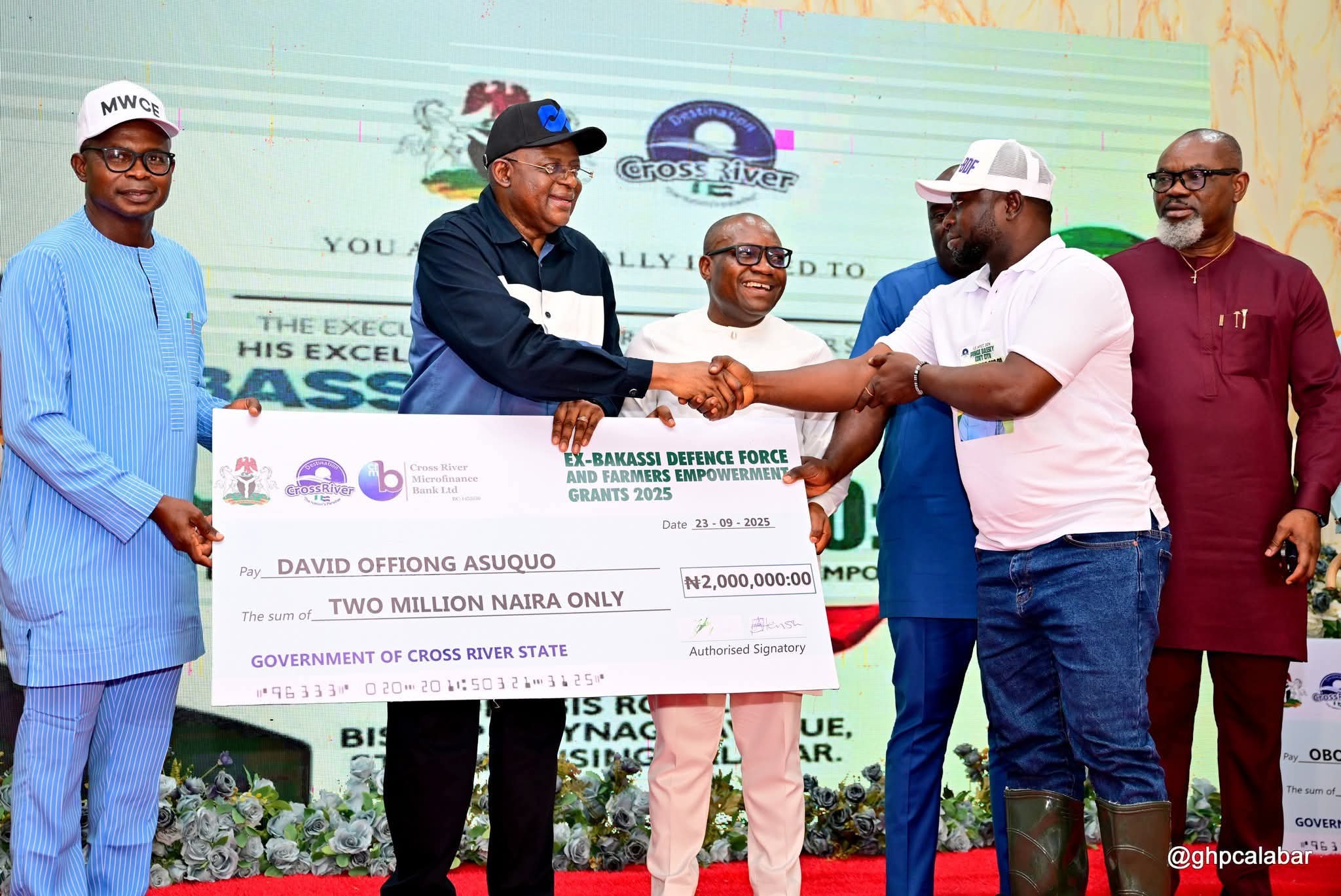 Cross River Govt Disbourses N800m subventions aux agriculteurs, autres