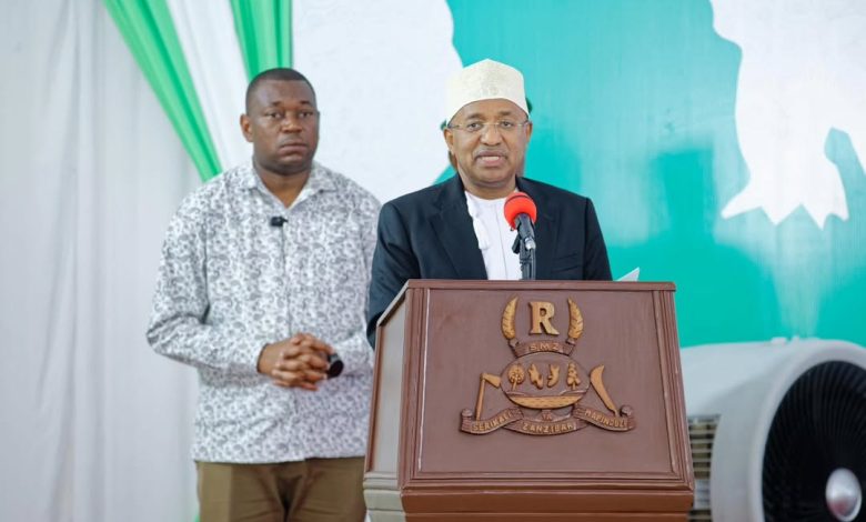 Le Dr Mwinyi appelle les politiciens à maintenir l'éthique politique, à éviter la politique de division