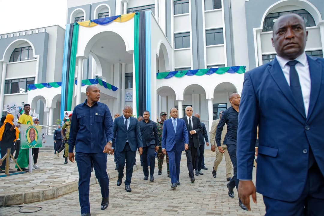 Le Dr Mwinyi orne l'ouverture de la cour régionale à Zanzibar