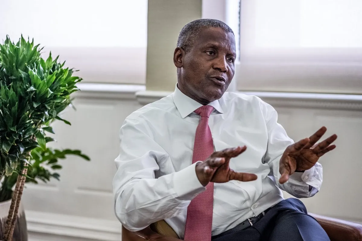 Dangote on fuel queue Dangote’s three daughters Aliko Dangote retires from Dangote cement, Dangote on fuel Aliko Dangote
