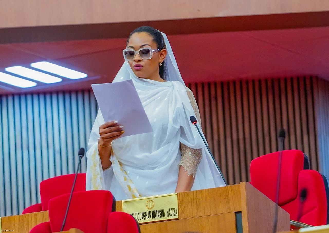 Aenator Natasha in Senate plenary