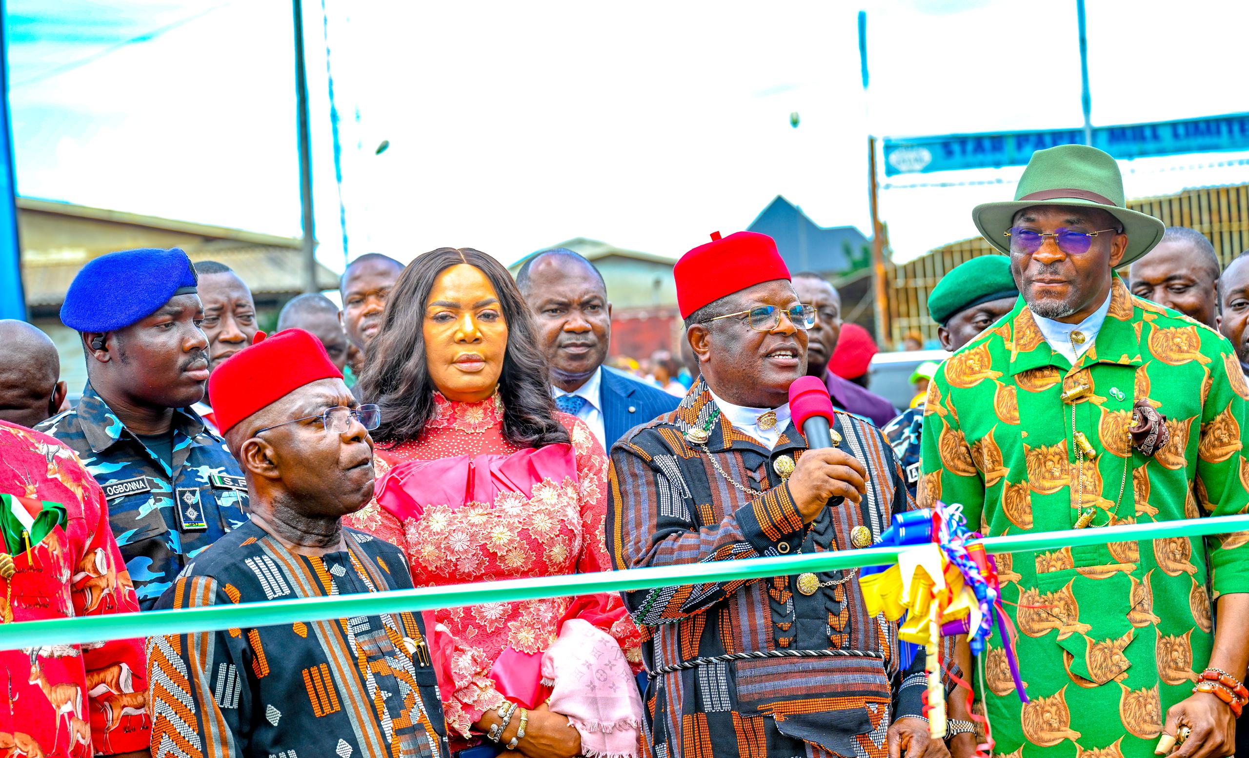 Kalu à Otti: Crédit Tinubu pour avoir assuré le financement des projets à Abia, sud-est