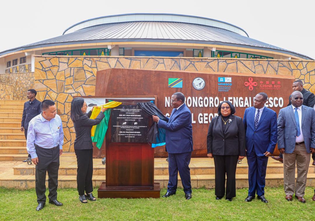Le vice-président inaugure un nouveau musée du patrimoine à Ngorongoro Conservation