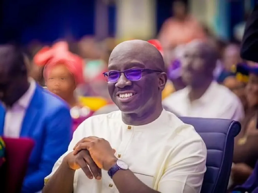 Okpebholo engage le partenariat AVEC Edo Nuj pour le développement