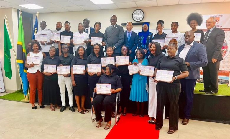 26 Namibiens étudiant le kiswahili obtiennent leur diplôme en ligne