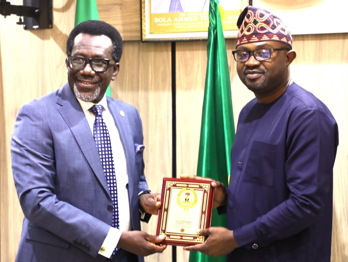 Minister of Interior, Dr Olubunmi Tunji-Ojo receiving the Chief Executive Officer (CEO), Mr Ayo Omosehin, during a working visit to his office on Thursday.