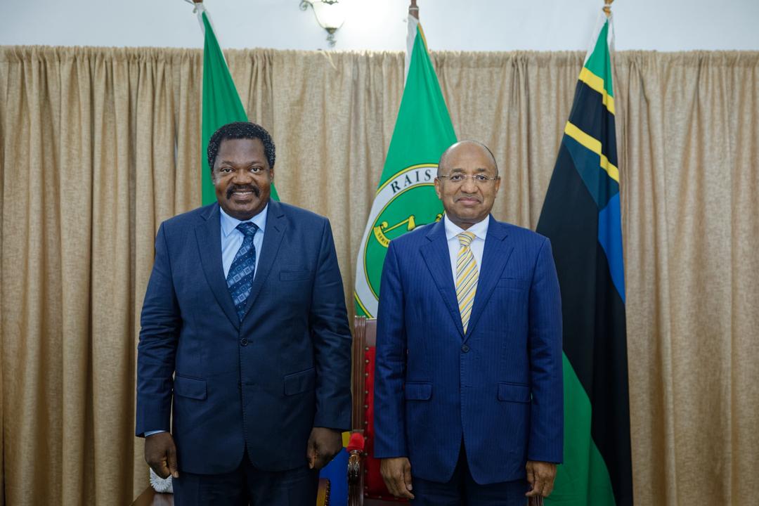 Le Dr Mwinyi et le vice-président Nchimbi s'engagent à renforcer leur coopération dans les affaires de l'Union