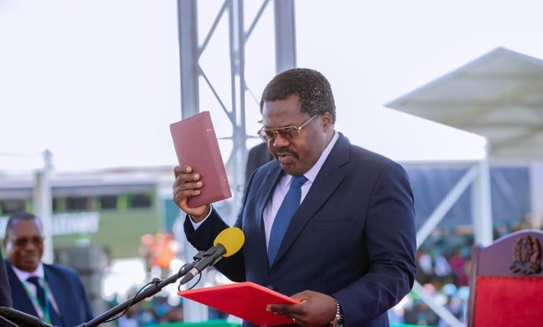 Le Dr Nchimbi a officiellement prêté serment en tant que vice-président de la Tanzanie