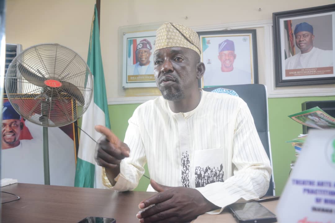 Chairman of Oluyole local government area in Oyo, Engineer Akeem Olatunji gesticulating