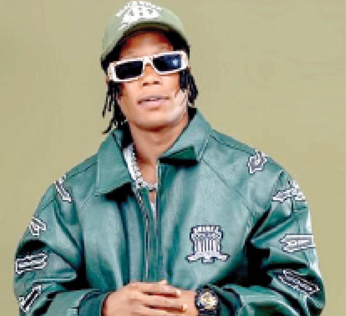 Un nouveau label dévoile son premier artiste, Superzee – Tribune Online