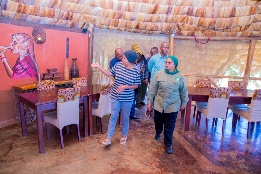 Améliorer le service, 300 000 touristes viendront pour la CAN 2027, la Tanzanie conseille les hôteliers