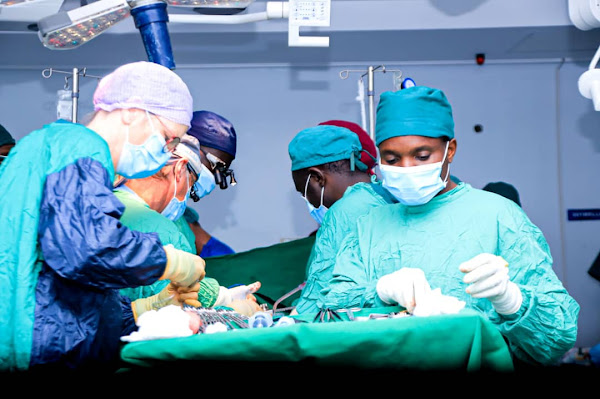 BMH réalise une chirurgie avancée mini-invasive