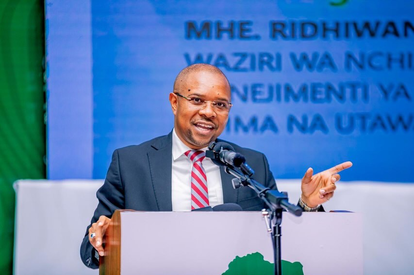 Kikwete ordonne aux fonctionnaires de suivre une formation d'initiation après s'être présentés à leurs postes