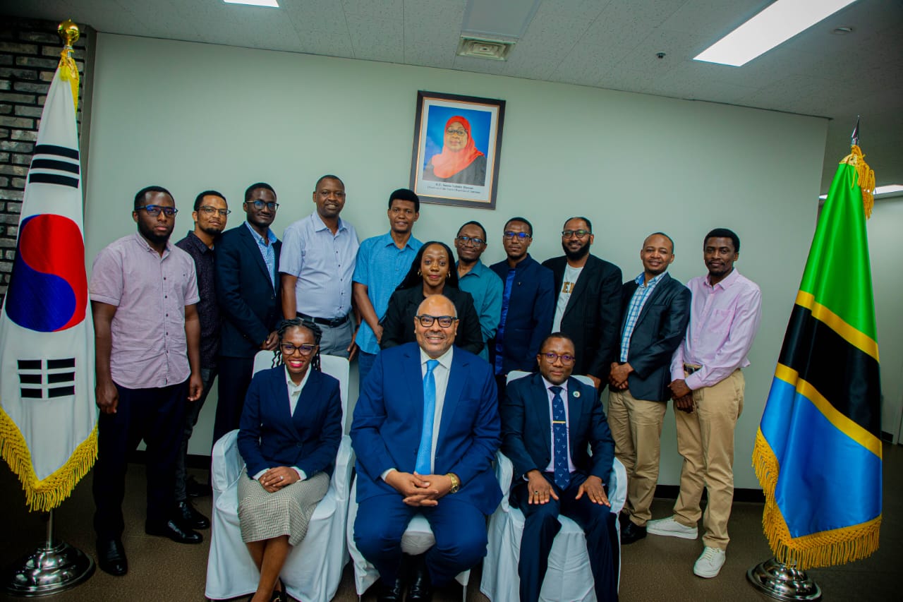 Kombo exhorte la diaspora tanzanienne à promouvoir les attraits d'investissement de son pays