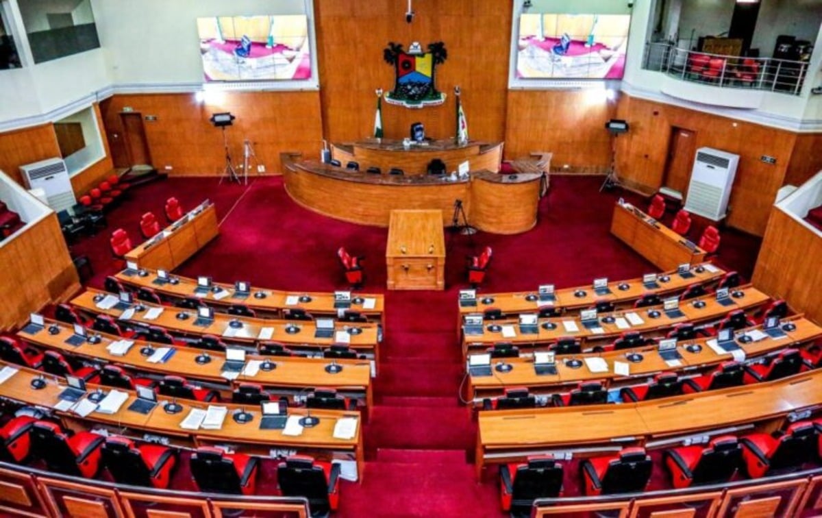 Lagos house of assembly who is delibrating on the estblishment of University of Medicine and Health Sciences Bill during plenary,