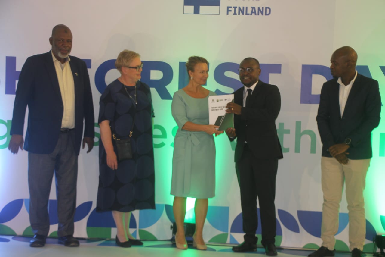 La Finlande approfondit ses partenariats forestiers avec la Tanzanie grâce à la mise en relation d'entreprises et aux investissements
