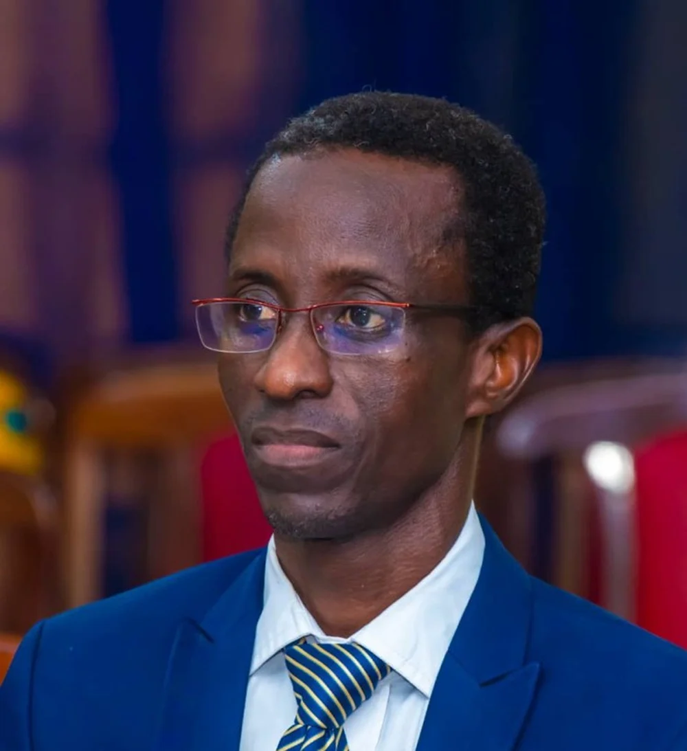 Prof Olapegba of UI