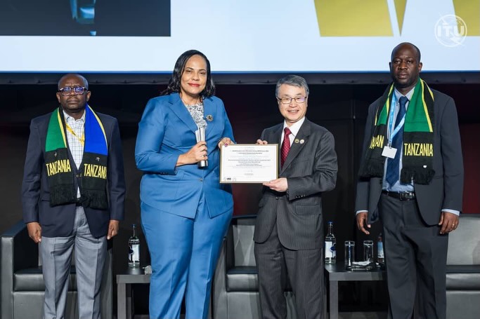 La Tanzanie remporte les prix du SMSI pour l'installation de 758 nouvelles tours de télécommunication
