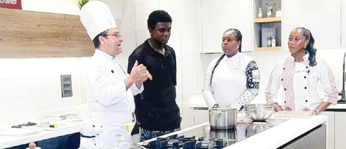 Mon objectif est d'encadrer davantage de jeunes chefs et d'élever l'éducation culinaire — Chef Giggles