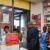 PHOTOS : bravo alors que Peter Obi fait ses courses au supermarché d&rsquo;Abuja
 – Nigéria