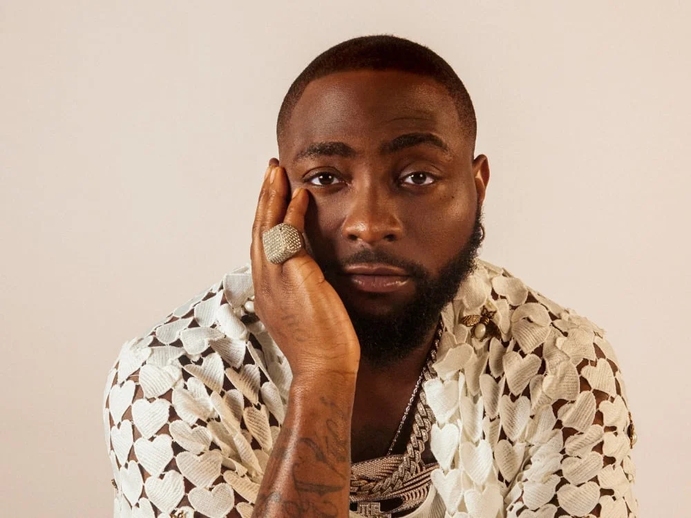 Davido reacts to allegation of owing wedding planner $50,000