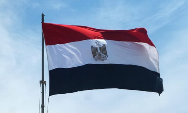L'Egypte condamne les frappes aériennes israéliennes sur l'aéroport militaire d'Abou al-Duhur en Syrie