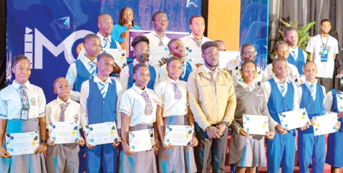 The convener of 2026 Ibadan Media Conference (IMC26), Mr Temitayo Adesuyi (middle); students of Sacred Heart Secondary School, Liberty road, Oke-Ado and Apostolic Faith Secondary School, Ososami road Ibadan, at the IMC 26 held at the Redeemed Christian Church of God (RCCG), Trinity Assembly, Adeoyo, Ring Road, Ibadan. Photo: Ifeoluwa Adeyeye