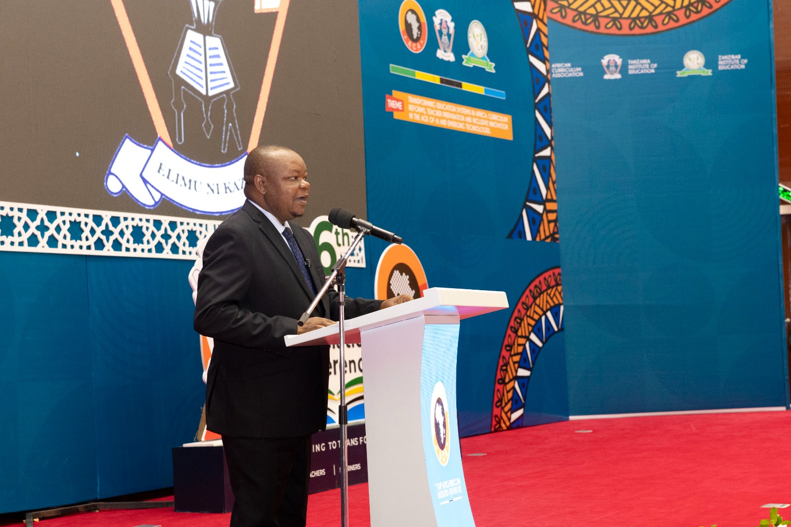 La Tanzanie appelle l'Afrique à adopter un programme d'études qui suit le rythme des progrès scientifiques et des exigences du marché du travail