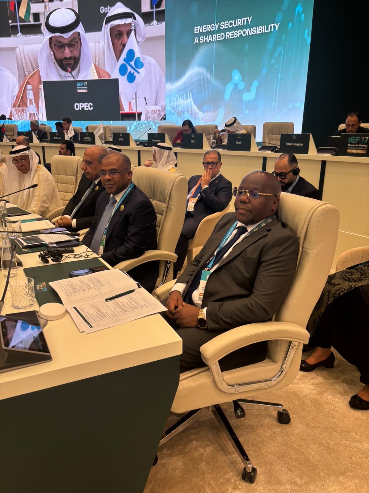 La Tanzanie se joint au monde pour faire progresser la sécurité énergétique dans une nouvelle ère