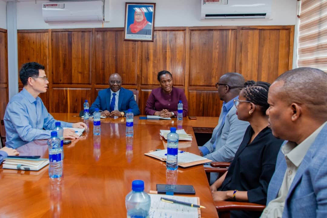 La Tanzanie s'entretient avec des entreprises chinoises cherchant à investir dans l'exploration pétrolière, gazière et les énergies renouvelables